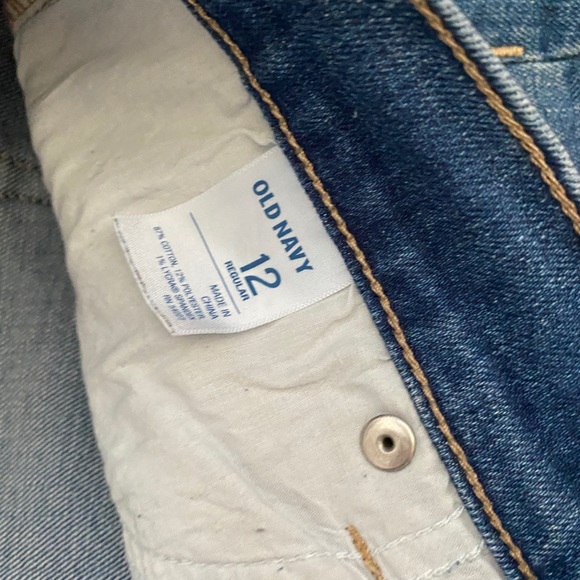 Cute Boyfriend Jeans - natural fade and ripped look. - Picture 2 of 4